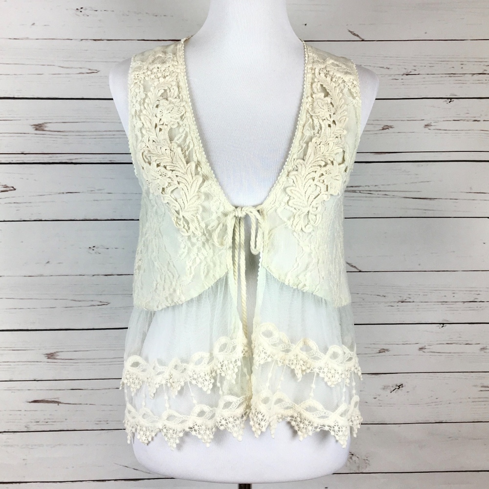 Miss Me Essential Lace Vest M - Picture 3 of 8